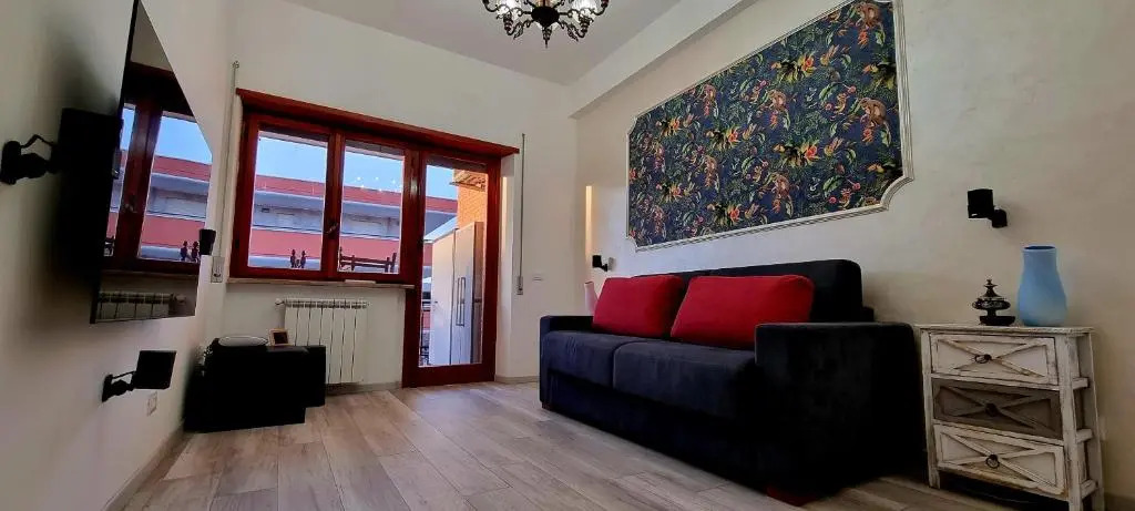 Tsuki House