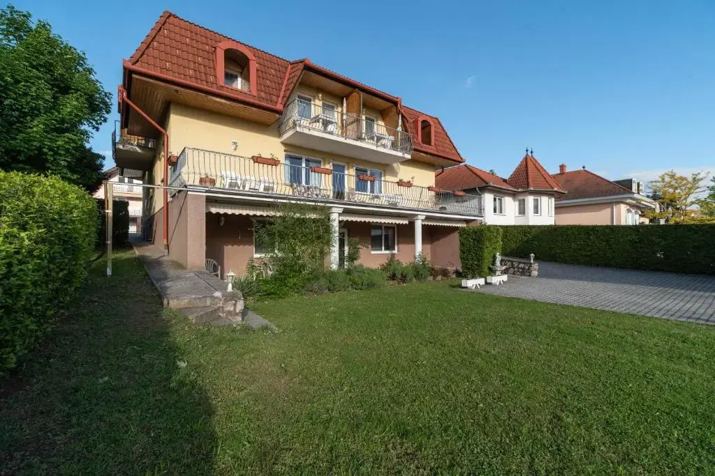 Lizi Apartman