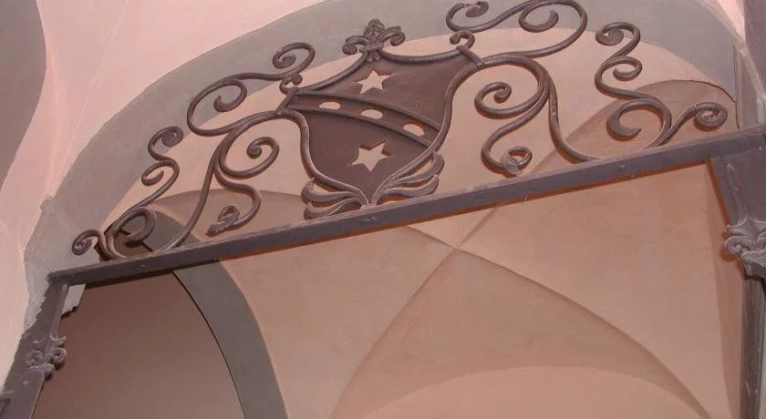 Artemura