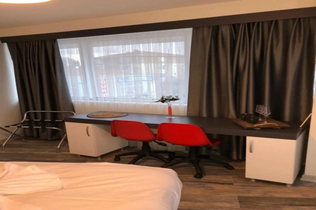 Eva Otel