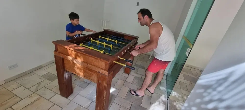 Apartamento com piscina perto do mar de Ubatuba, aceitamos crianças