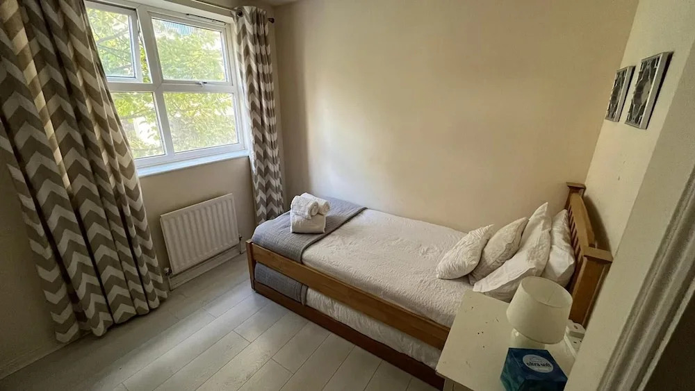 Stunning 3-bed Apartment in Croydon
