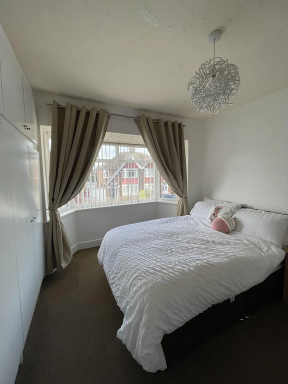 3 bed House in Blackpool With Cinema & hot tub