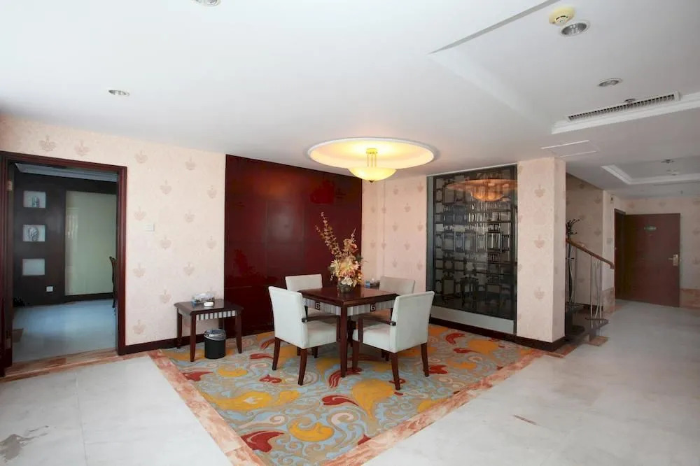 Golden Beach Garden View Hotel