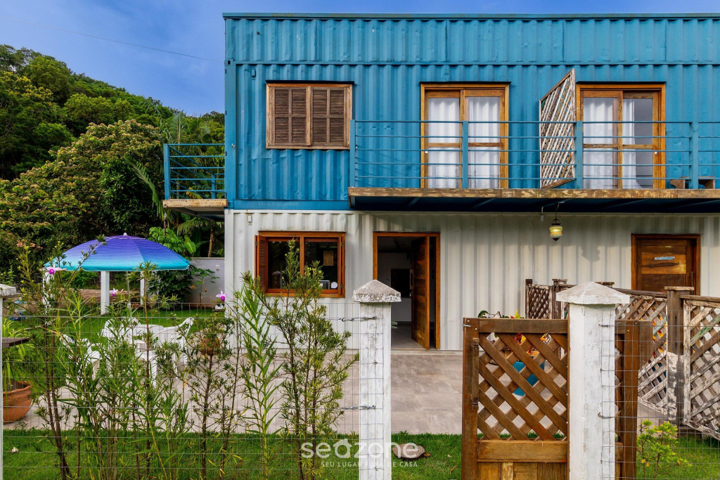Casa 3Q c/ churrasq. 800m da praia RJU8301