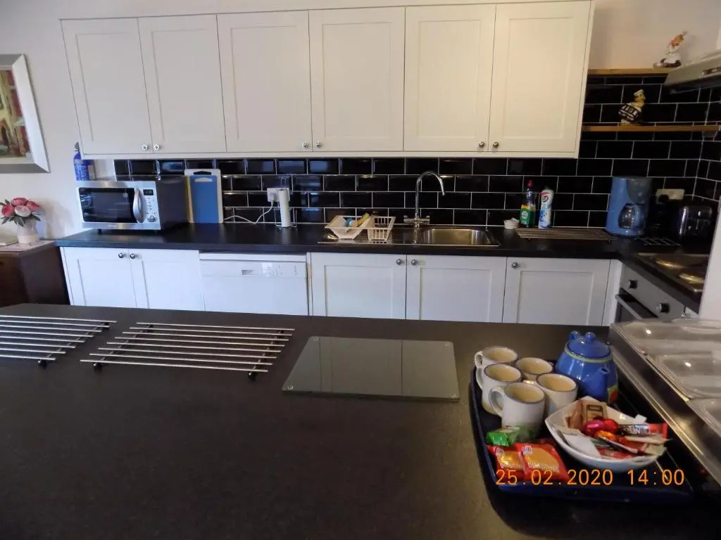 Oakdene Apartments