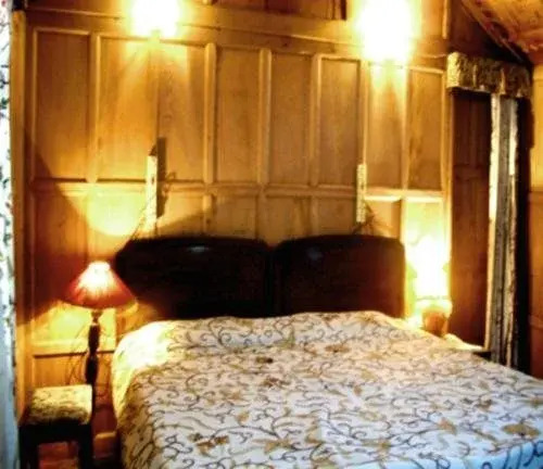 New Lucky Kashmir Houseboats