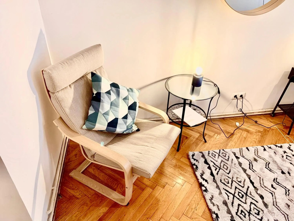 Urban Contactless Apartment