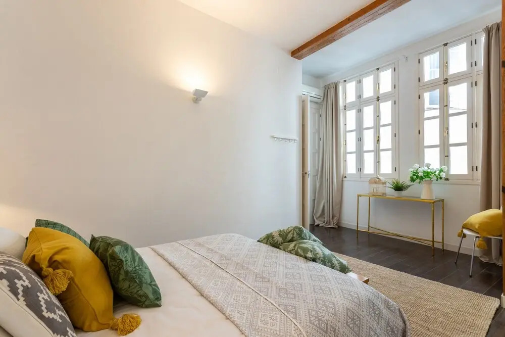 Fabulous Apartment Close to Commercial Area. Larios