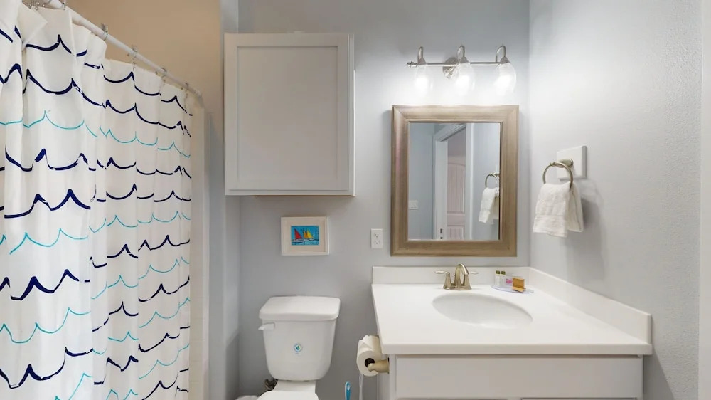 Beachside Getaway - 3 Br Condo