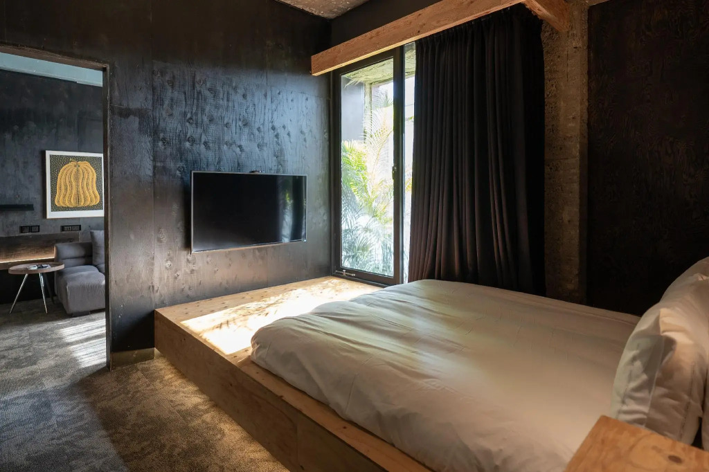 SOF Hotel