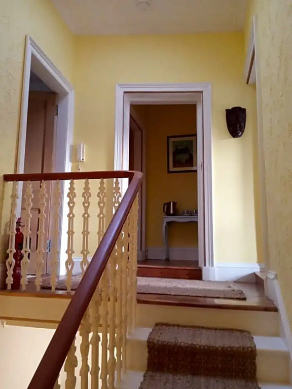 Kirkview House