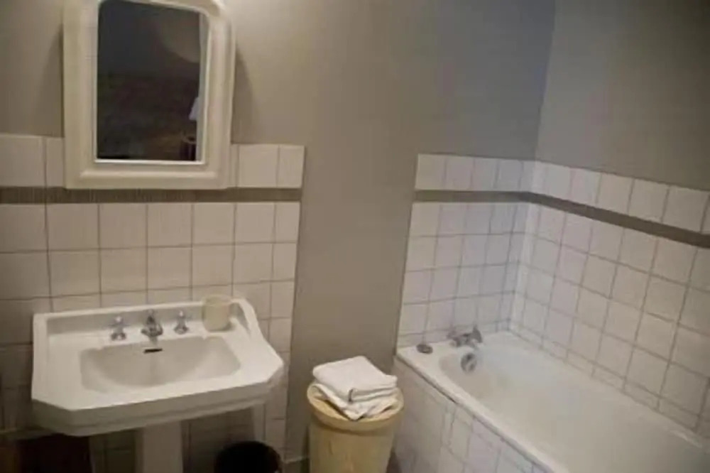 Les Pierres Daurèle Chambres dHôtes