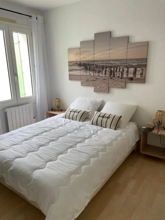 Large House with Garden in Sainte Marie de Re