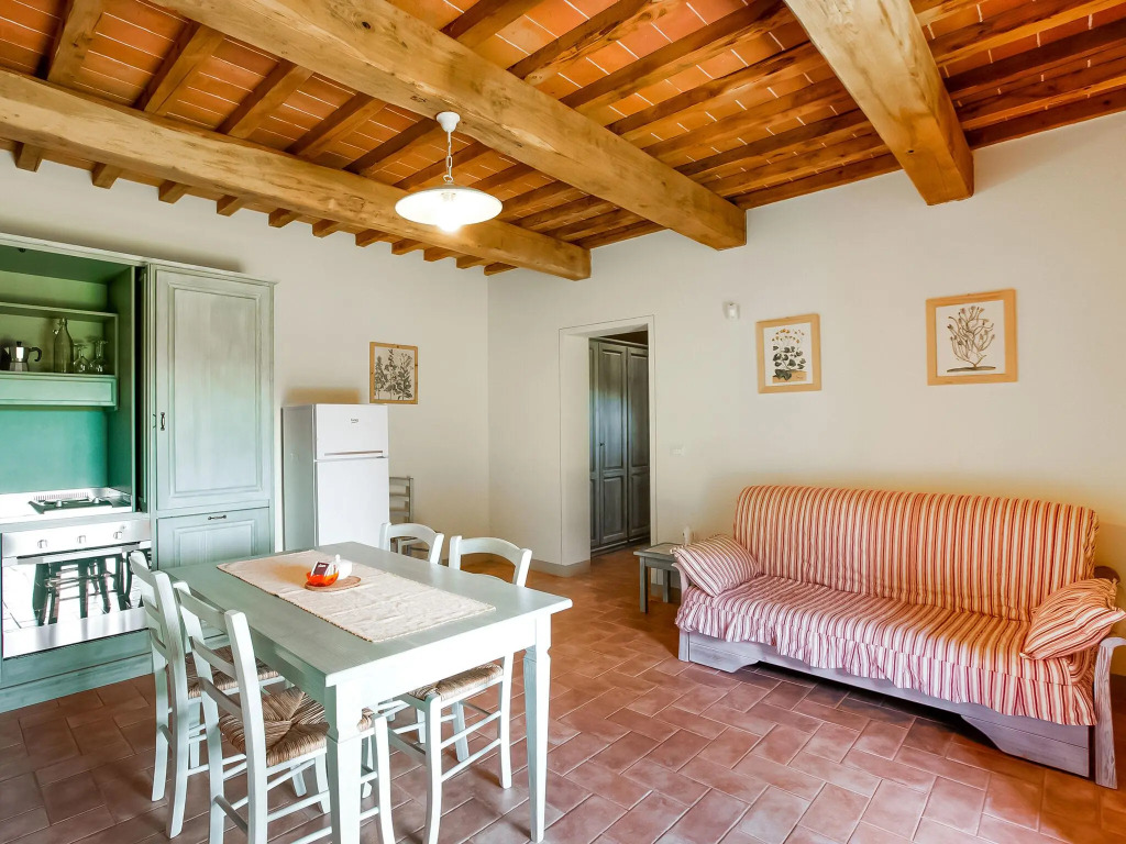 Beautiful accommodation in elegant farmhouse with pool and breathtaking views