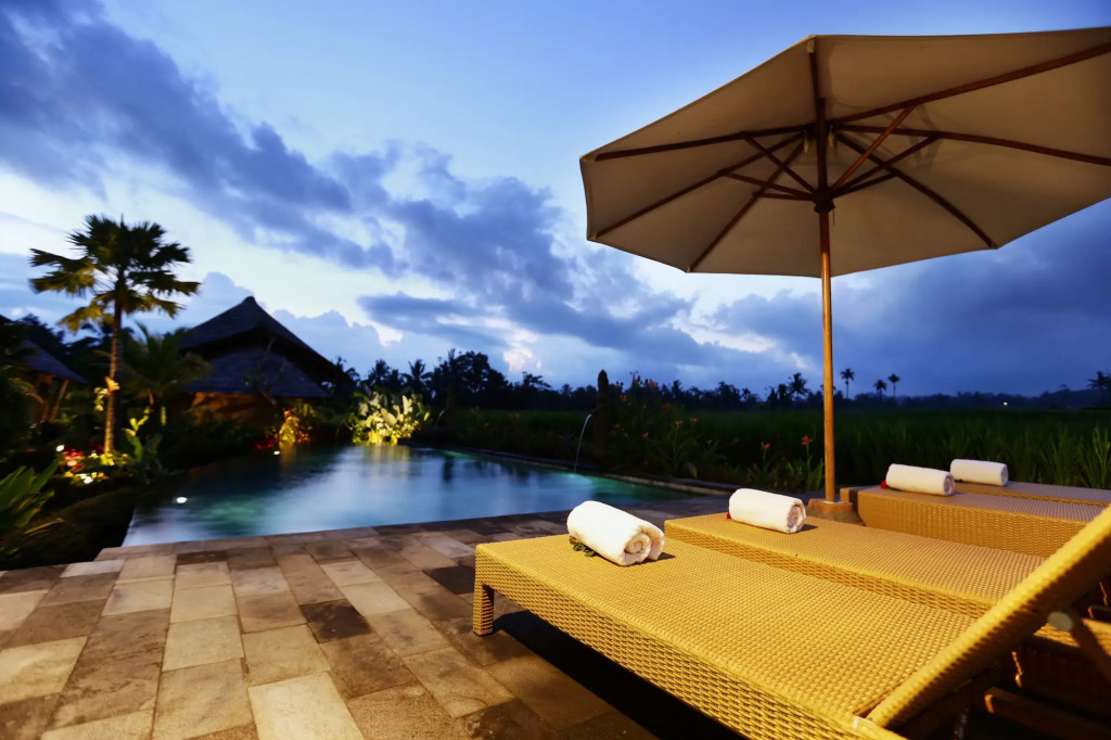 Padi Bali Villa With Private Jacuzzi