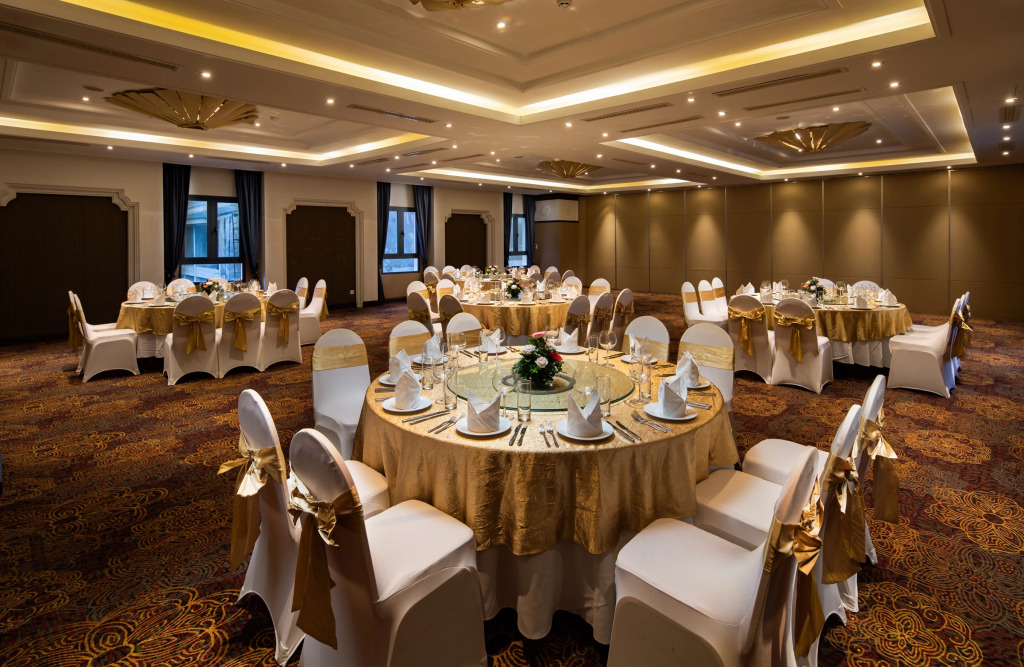 Ninh Binh Hidden Charm Hotel & Resort