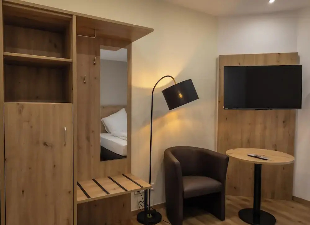 Hln Apartments