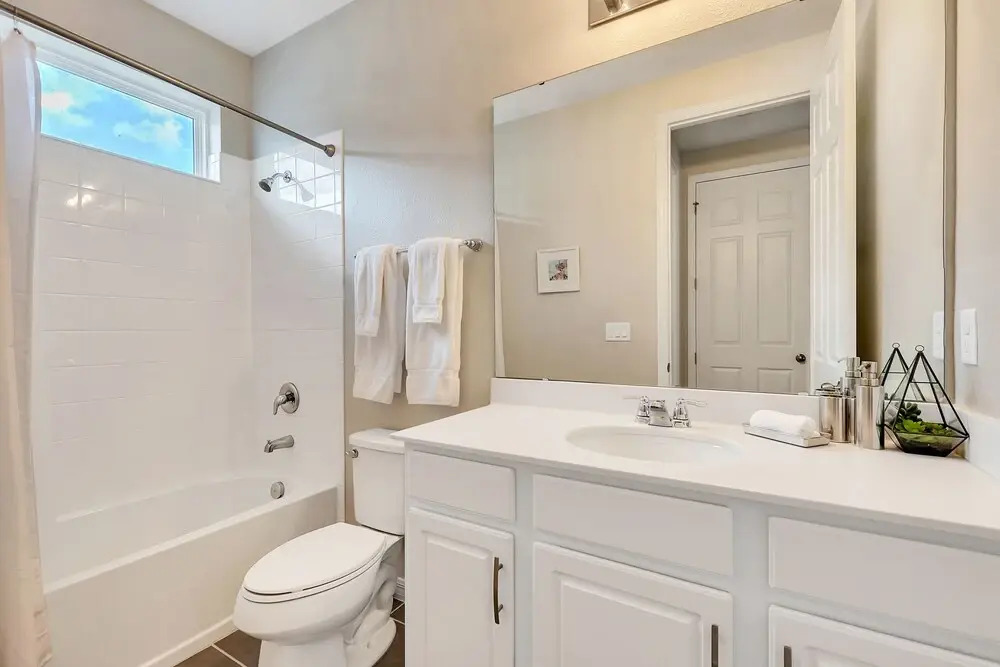 9022 Pelican Cove