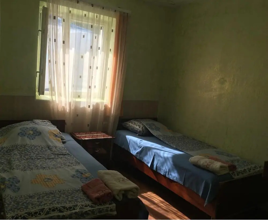 Guest House Garniresthost