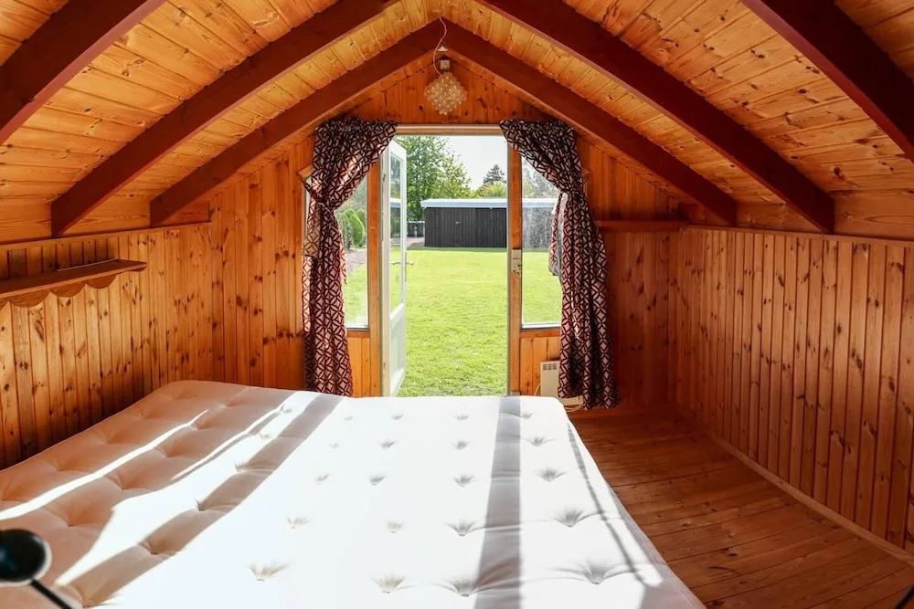 The comfort of this cottage merges with nature