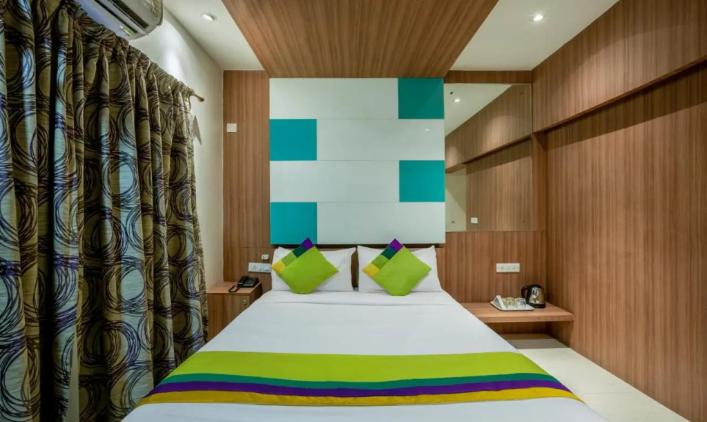 Smile Stay Hiland Suites