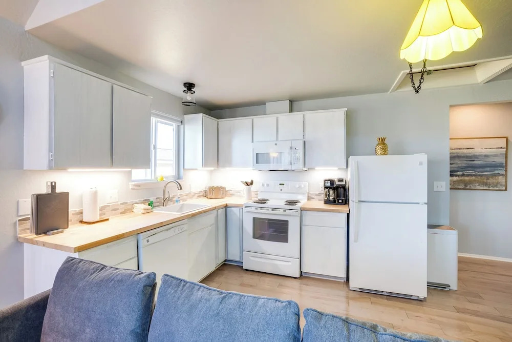 Bandon Beach House Rental: Walk to Downtown