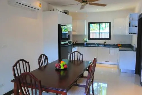 Naiharn Beach Villa