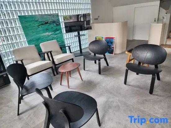 Q Space Sathorn - Narathiwas 18