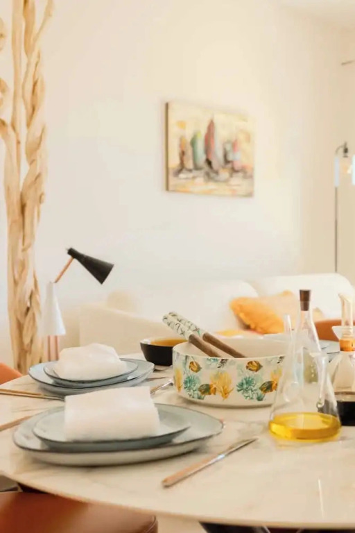 Bright, A/C Apartment With sea View - Antibes