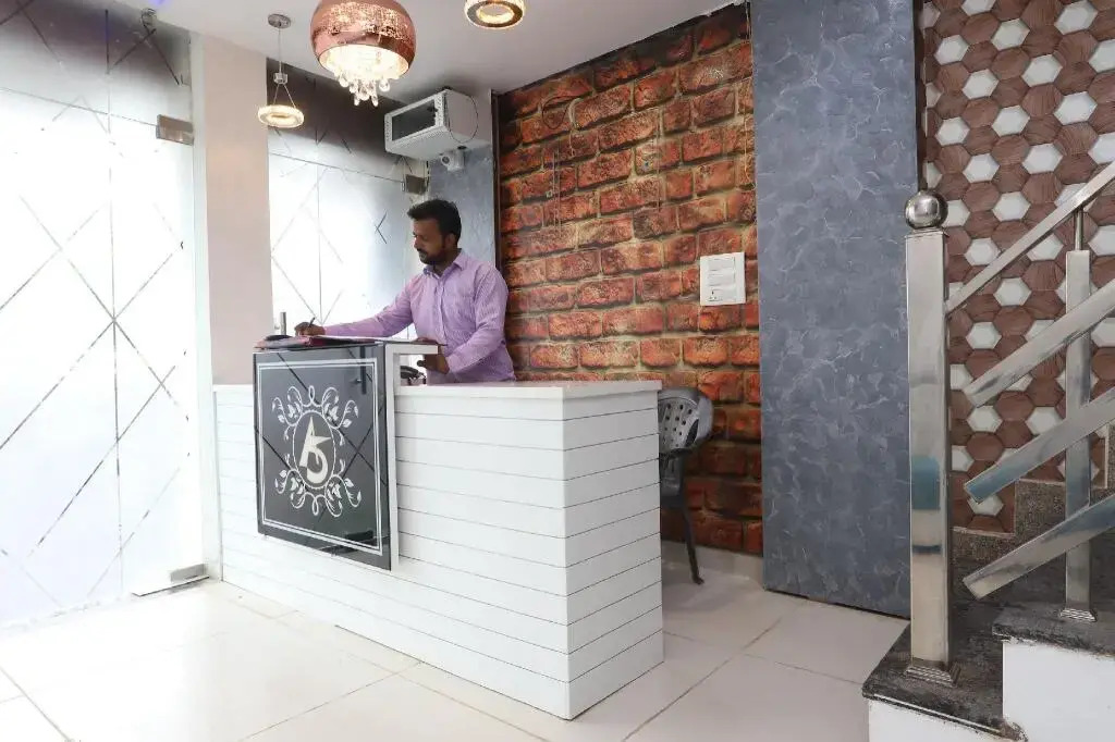 Ashrit Suites by OYO Rooms