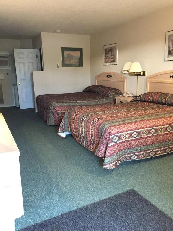 Motel Three