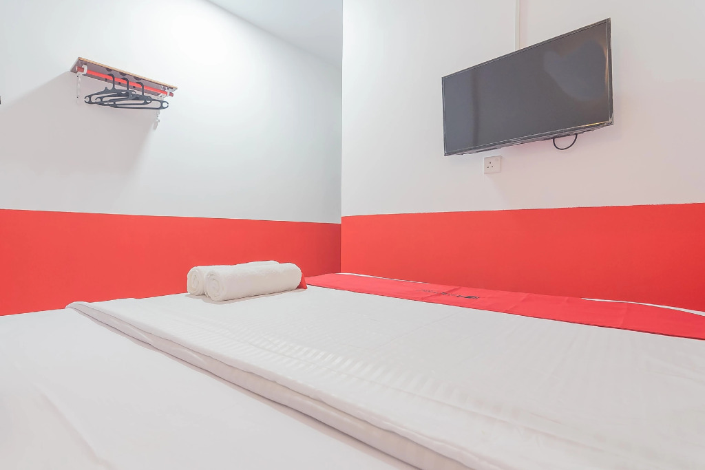 RedDoorz Near RSUD Embung Fatimah Batam