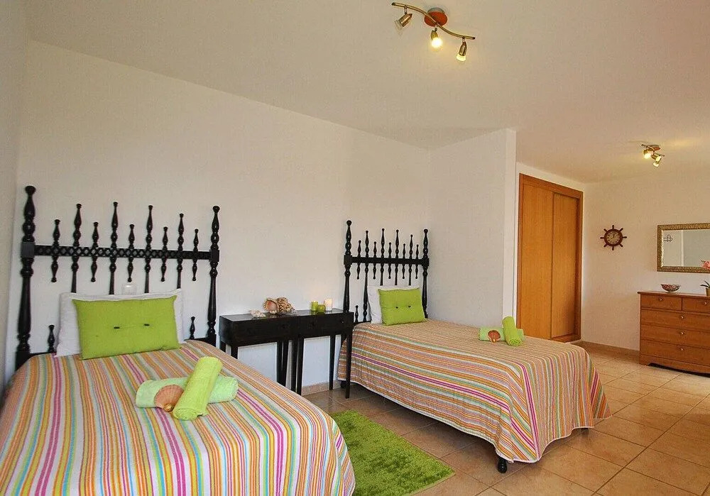 Villa Saint Martin - Refúgio familiar com piscina aquecível e BBQ em Albufeira