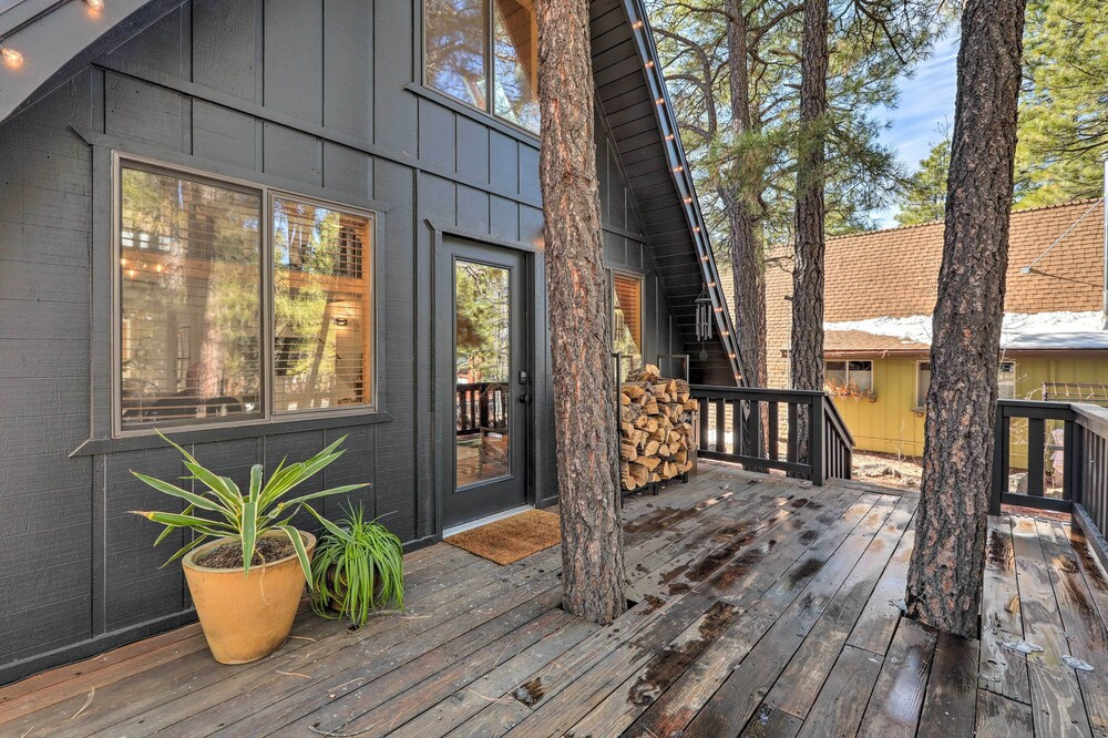Deck & Forest Views: Munds Park A-frame Cabin