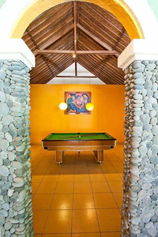Pazzo Bali