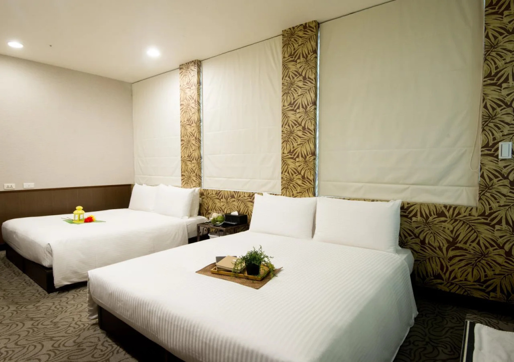 Ximen Holiday Fun Hotel