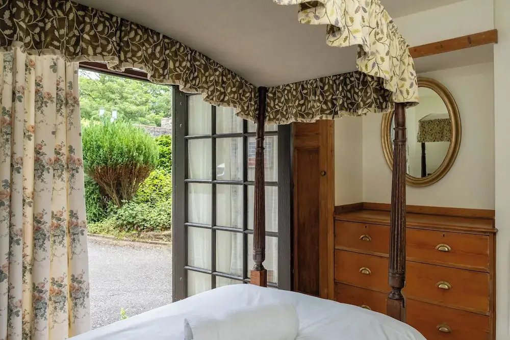 Watermouth Castle, South Court Apartment