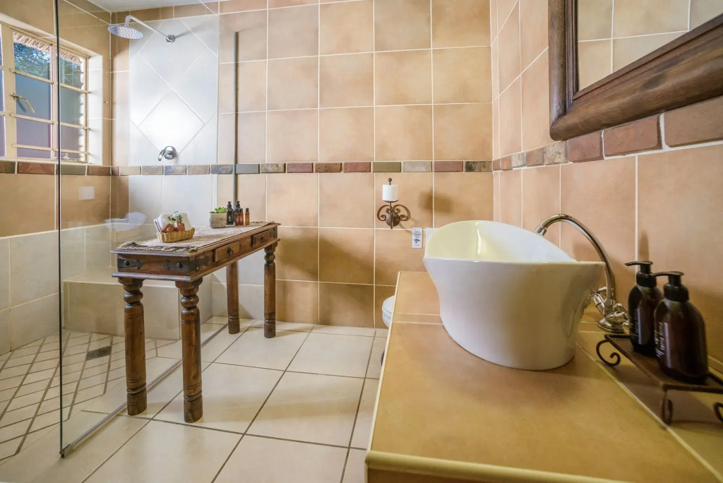 La Kruger Lifestyle Lodge - Unfenced - Unforgettable