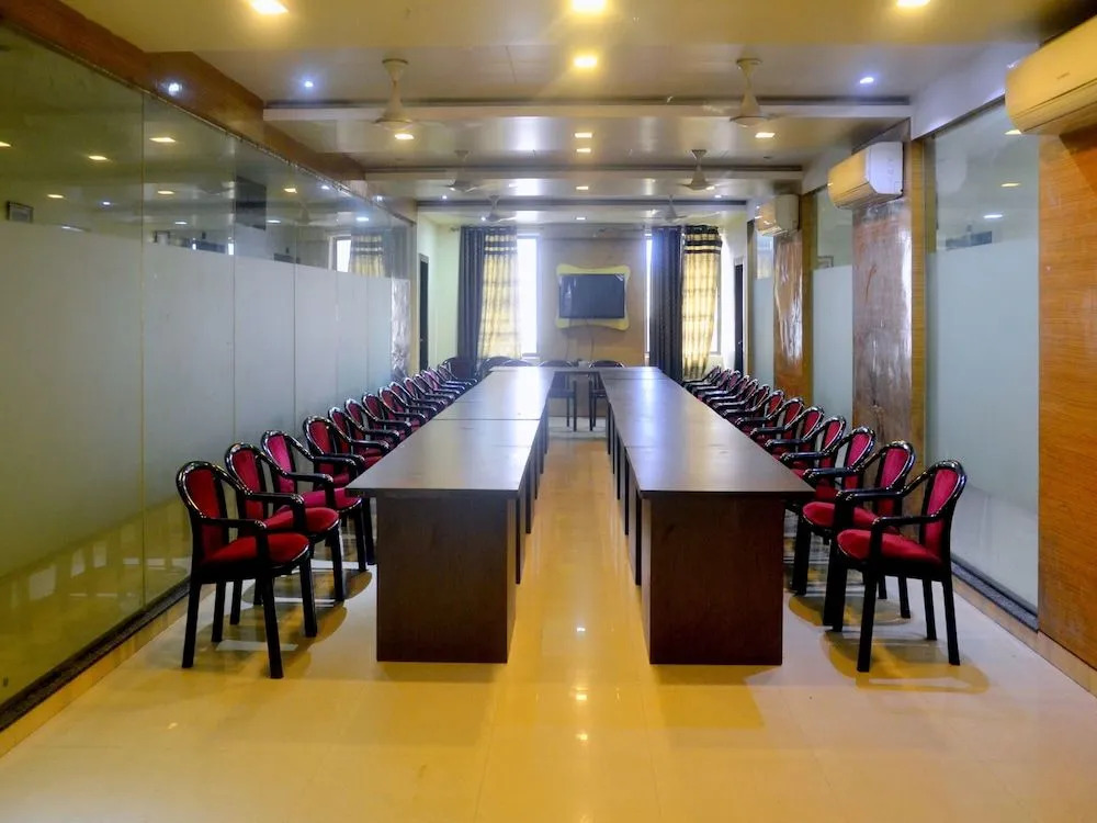 OYO 5655 Hotel Ganges
