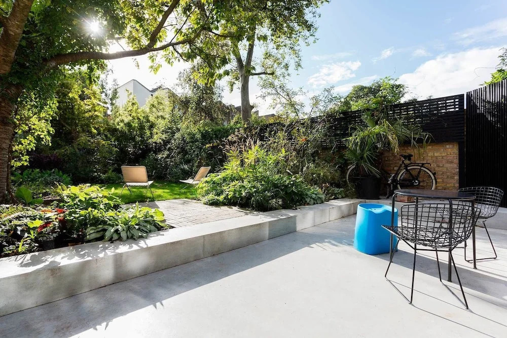 Veeve - Canonbury Charm