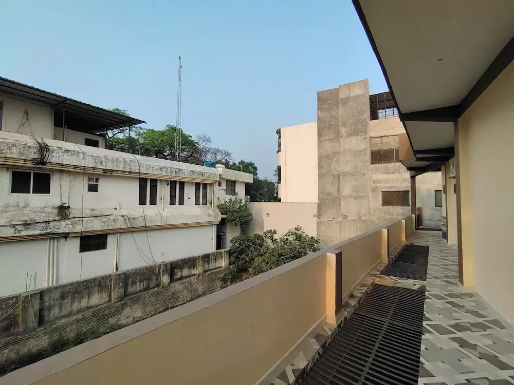 Hotel O by OYO Neeta Homestay
