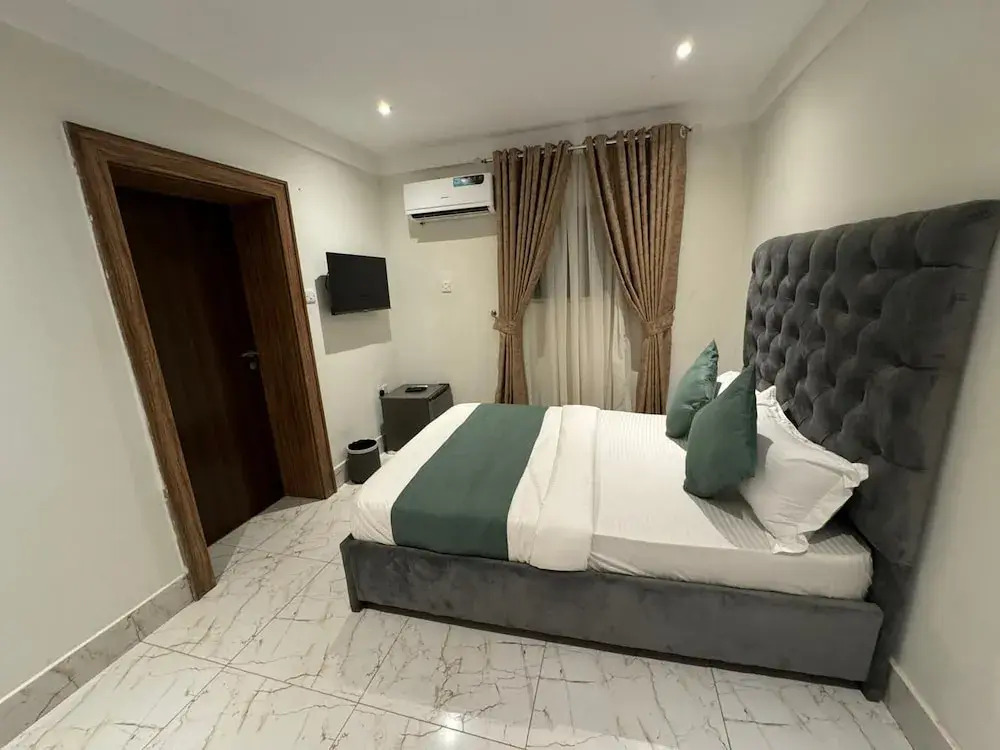 Wellaton Suite