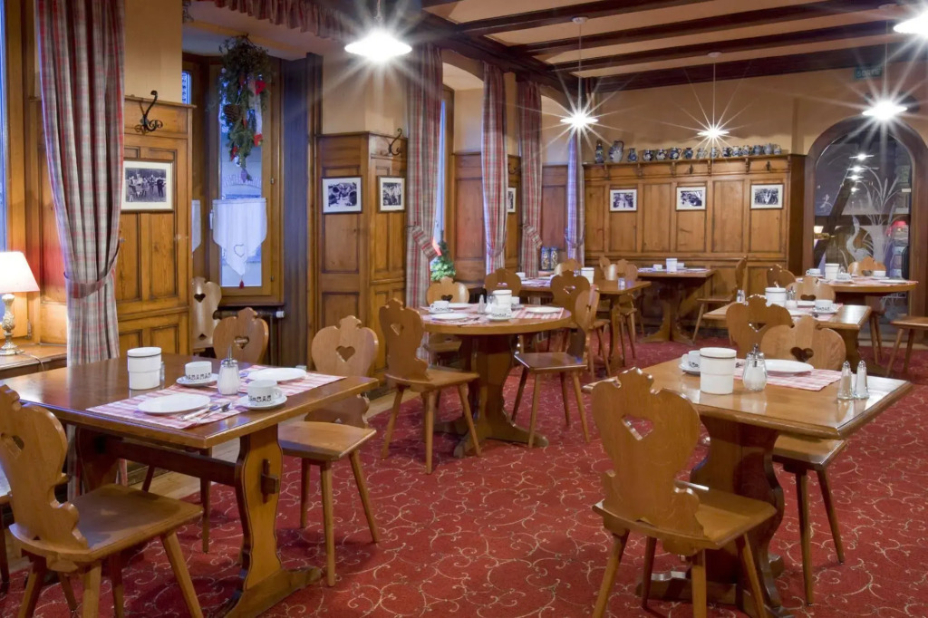 Hôtel Restaurant La Charrue