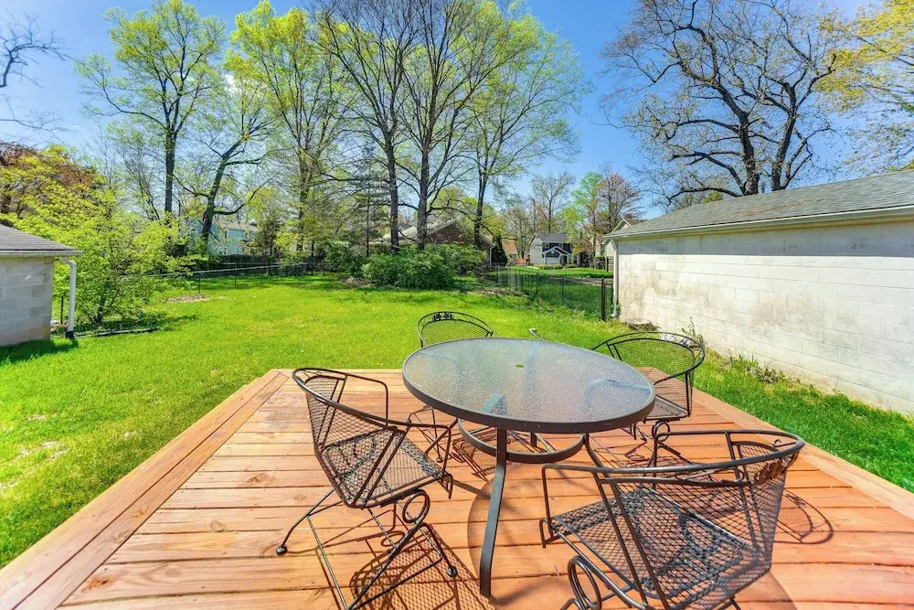 Louisville Retreat w/ Deck ~ 11 Mi to Downtown!