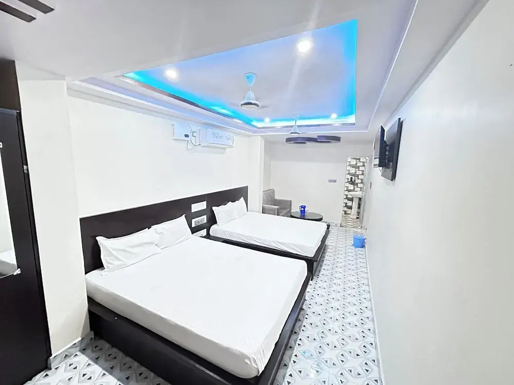SS Hotel