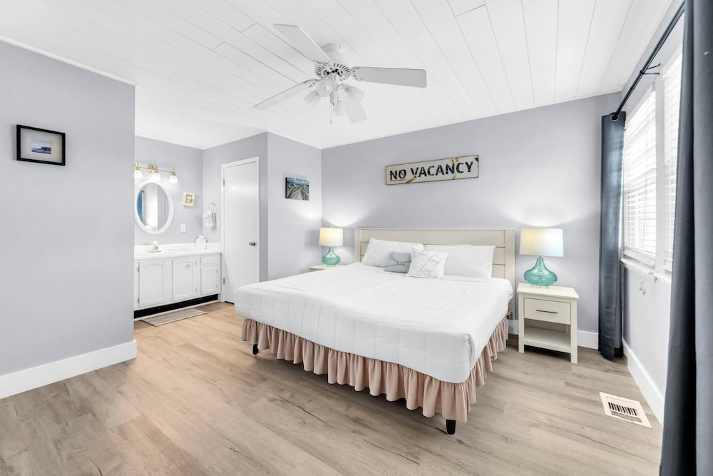Lullwater Beach 415