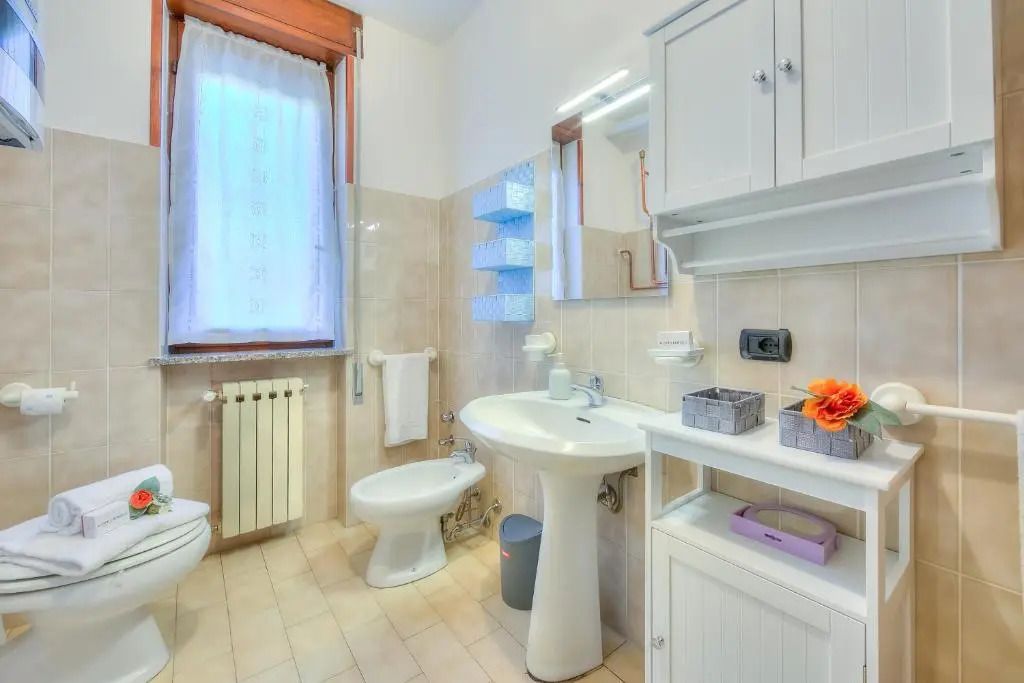 Cedar House Villa Few Minutes From Lake - Happy Rentals
