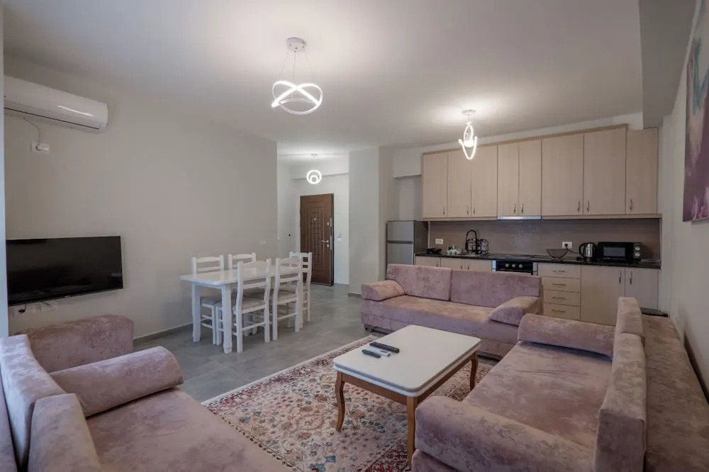 Esel Apartments