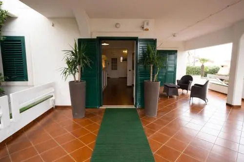 B&B TORRE AZUL FRONTEMARE - Bisceglie